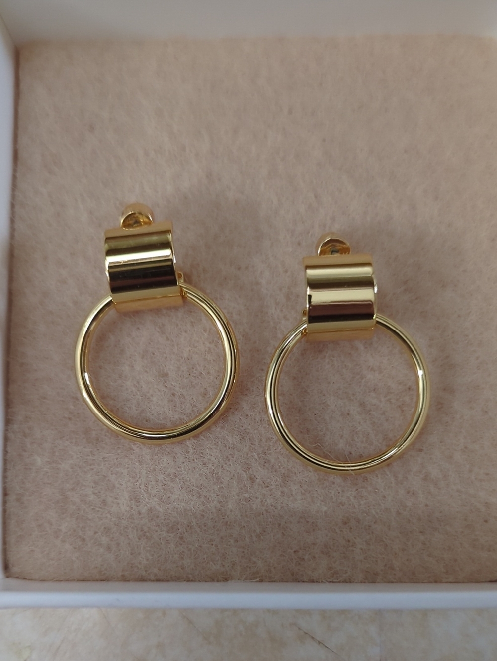 Jenny Bird Faye Knocker Gold Hoop Drop Earrings - Women's Jewelry